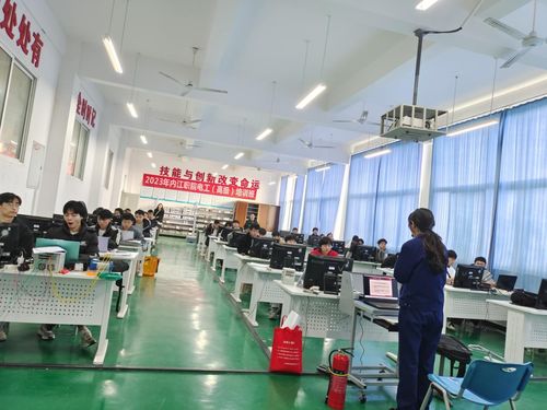 內(nèi)江高新區(qū)開展高技能人才培訓強技能 促就業(yè)