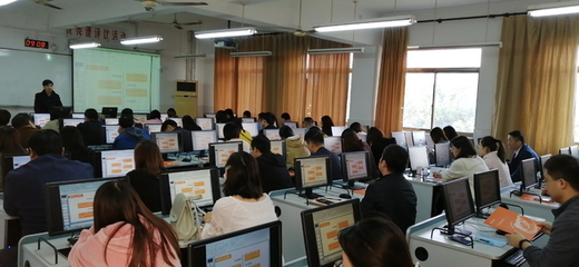 2019年無錫校園創(chuàng)客節(jié)開啟 核桃編程受邀培訓(xùn)全市信息技術(shù)教師